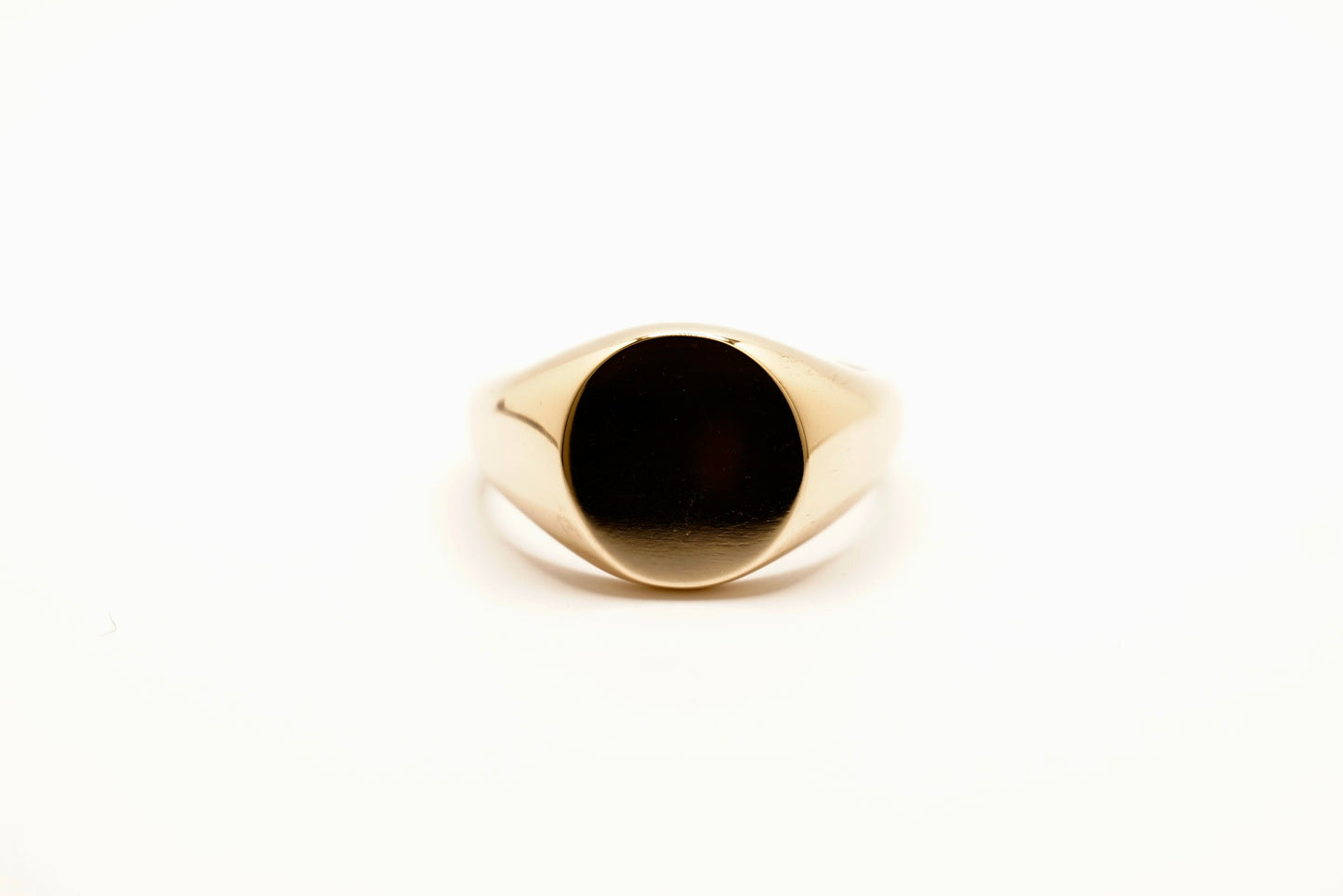 Oval Heirloom Signet 10k