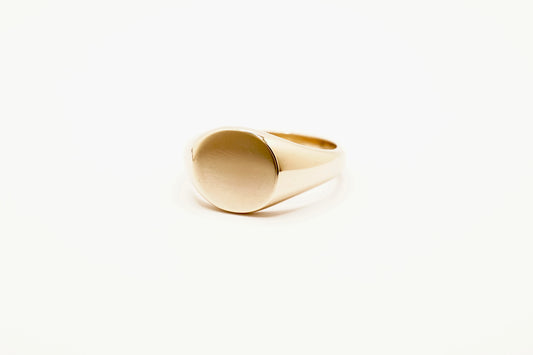 Flat Oval Heirloom Signet 10k